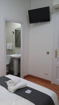 Hostal SisCinc - Adults Only