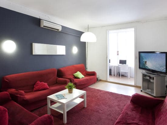 Sant Jordi Hostel Alberg