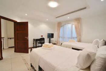 Palm Jumeriah Frond O