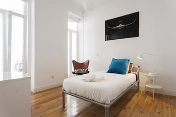 Rato Luxurious by Homing