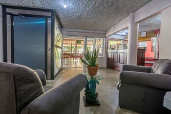 Hotel y Restaurante La Cascada
