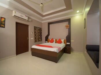 OYO 23264 Indraprastha