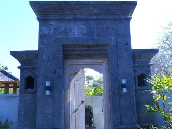 Avisara Villa & Suite