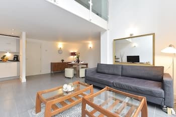 Glorious City Apartments