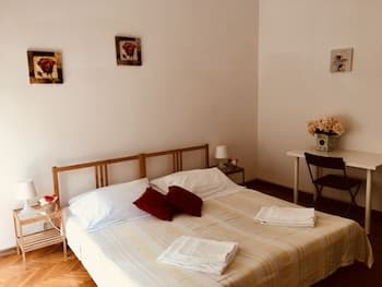 Boarding House International
