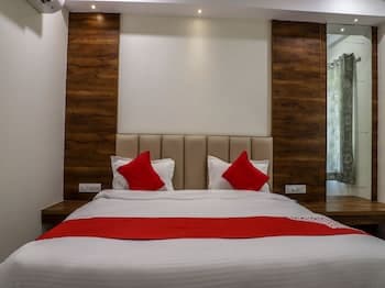 OYO 14655 Adya Inn