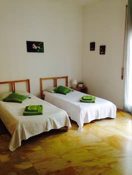 Boarding House International