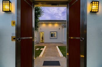 Luxury Pool Villa 608