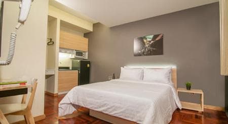 Siam Mitr Hostel