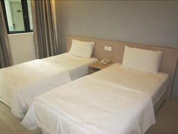 Iris Garden Hotel