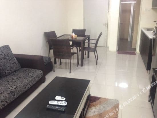 Greensward Suites At Taragon