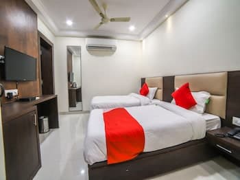 OYO 14655 Adya Inn