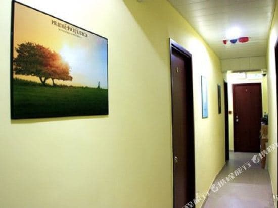 I Guest Hostel