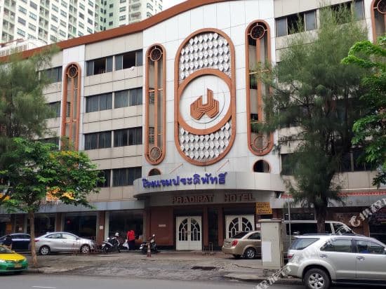 Pradipat Hotel Bangkok