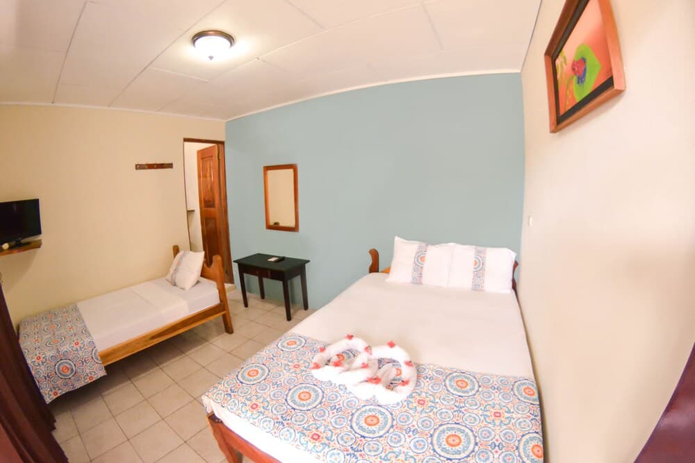 Hostel Backpackers La Fortuna