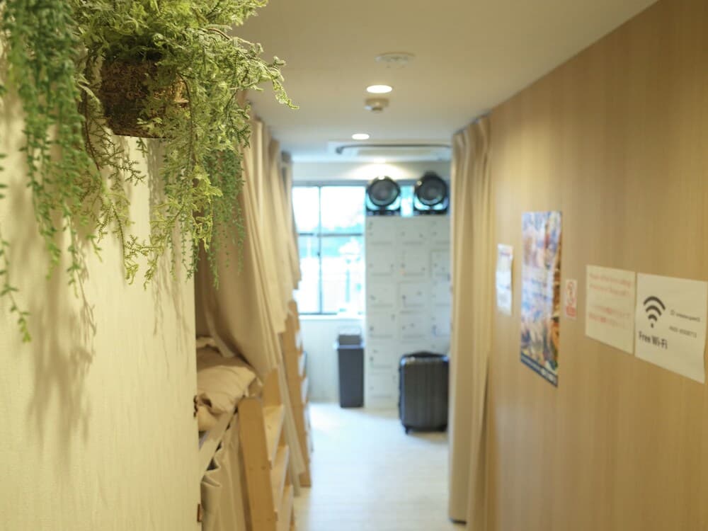 Bnb+ Toranomon Branch Trip Community Tokyo