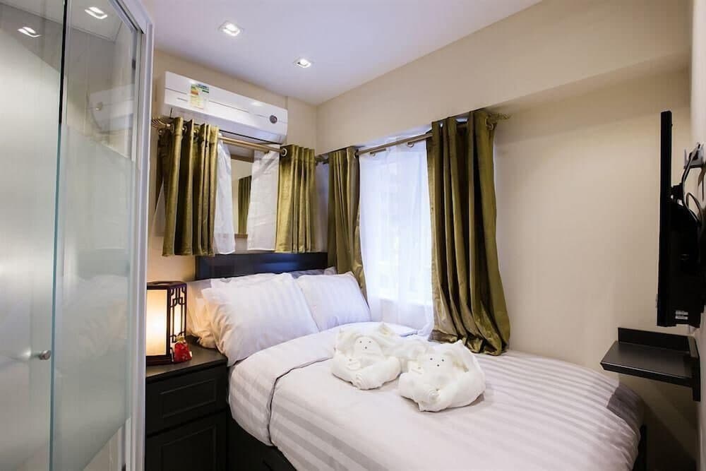 9 Boutique Hotel (Phoenix Apartments)