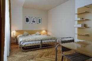 Axa Hotel