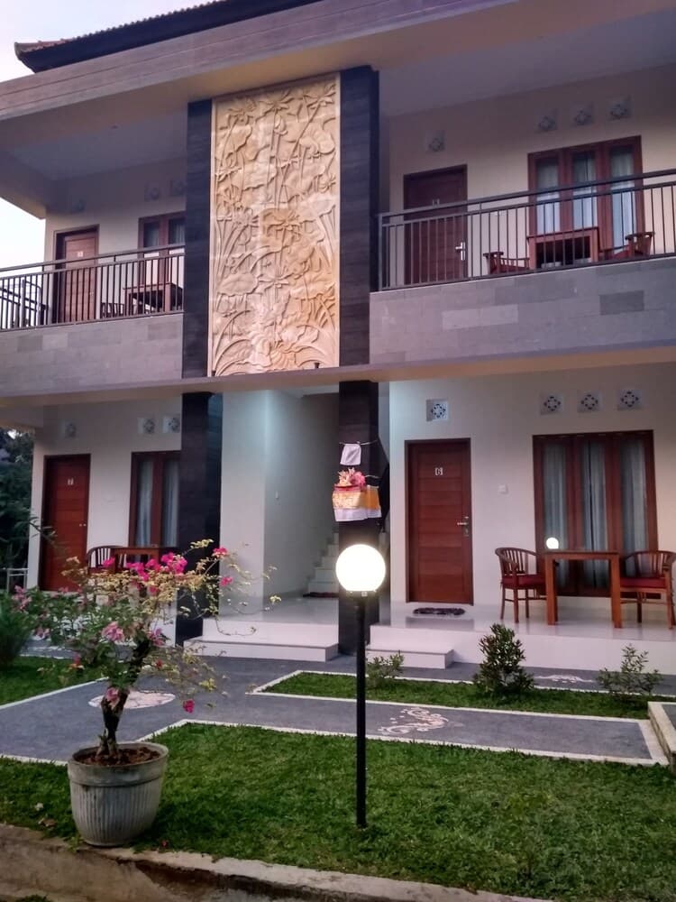 Kartika Bungalows
