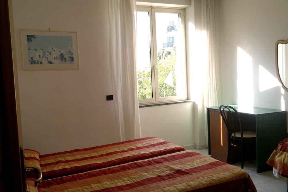 Hotel Eden