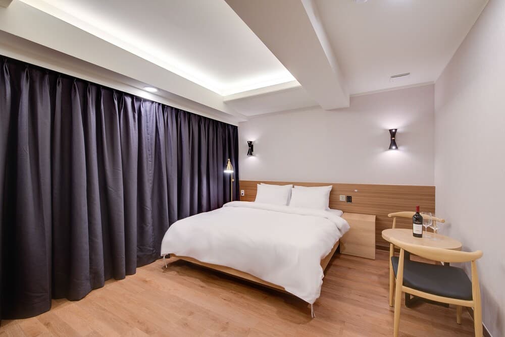 M Hotel