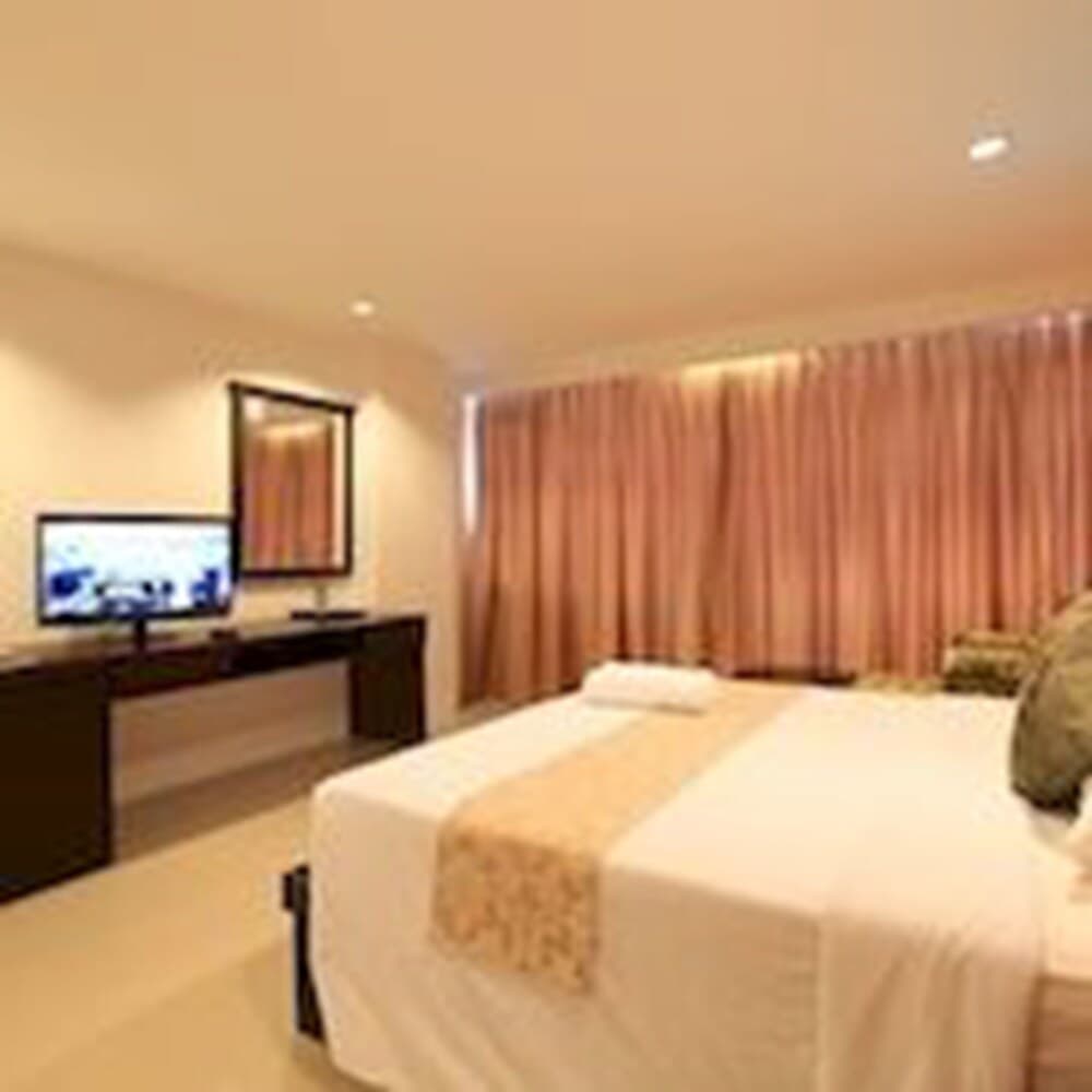 Pattaya Centre Hotel