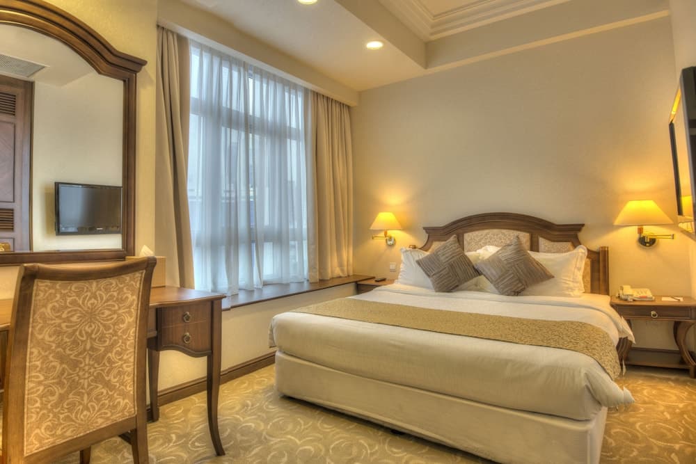 Orchid Hotel