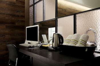 Donggyeong Hotel