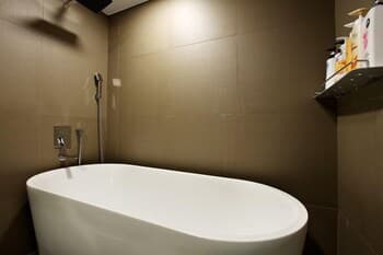 Donggyeong Hotel