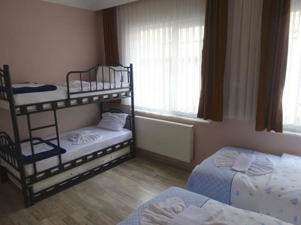Avrasya Hostel