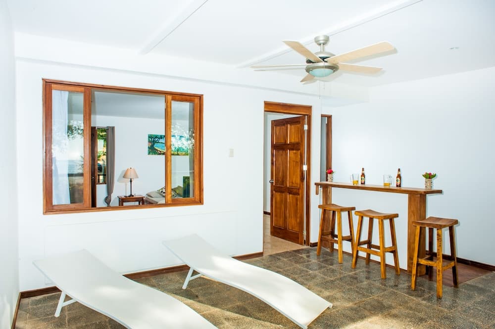 Hotel Casa Blanca