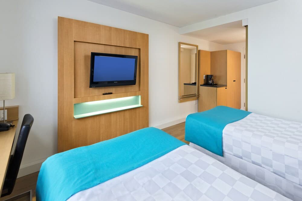 Bond Place Hotel