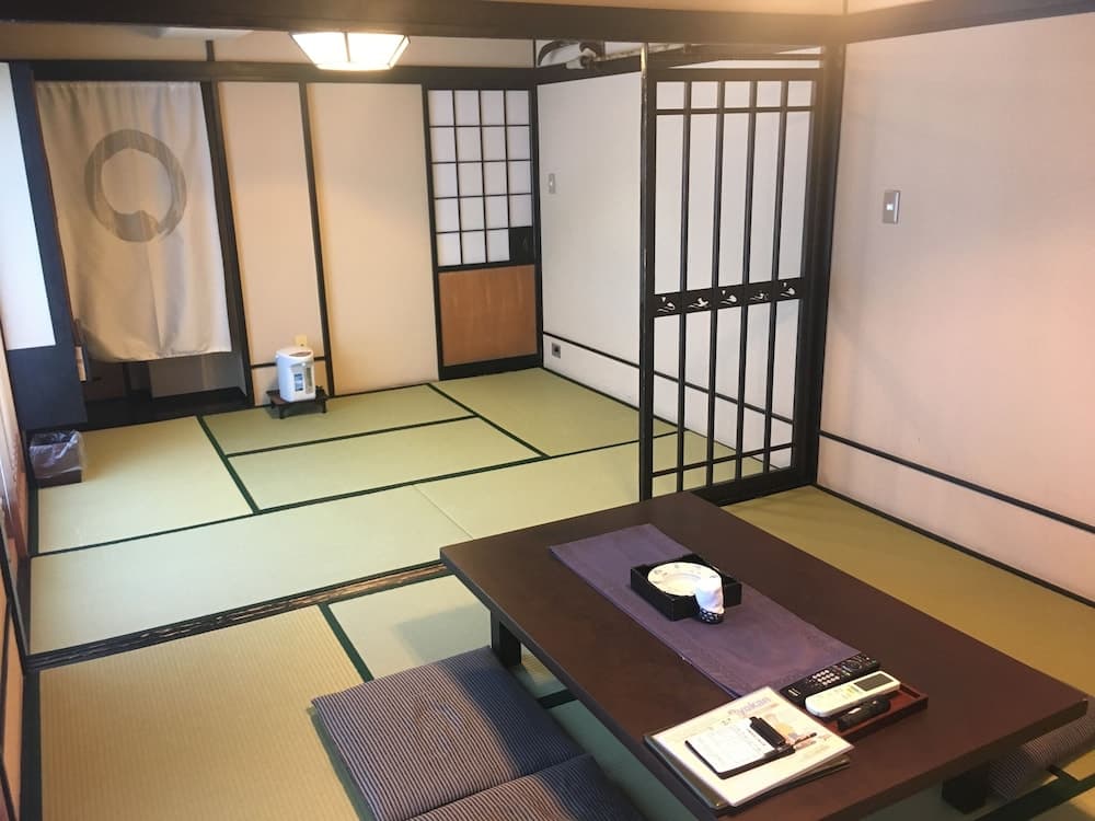 Sukeroku No Yado Sadachiyo Tokyo