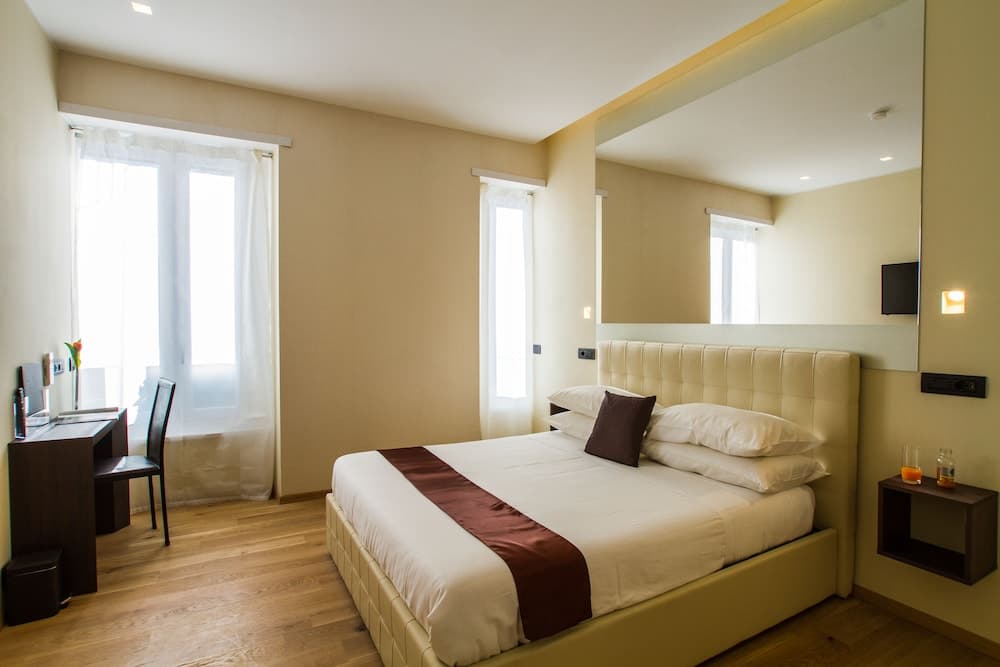 Aiello Rooms San Babila