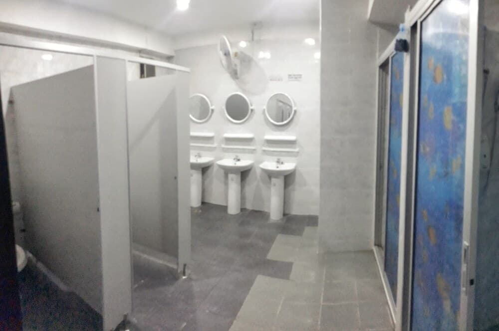T Y Guest House - Hostel