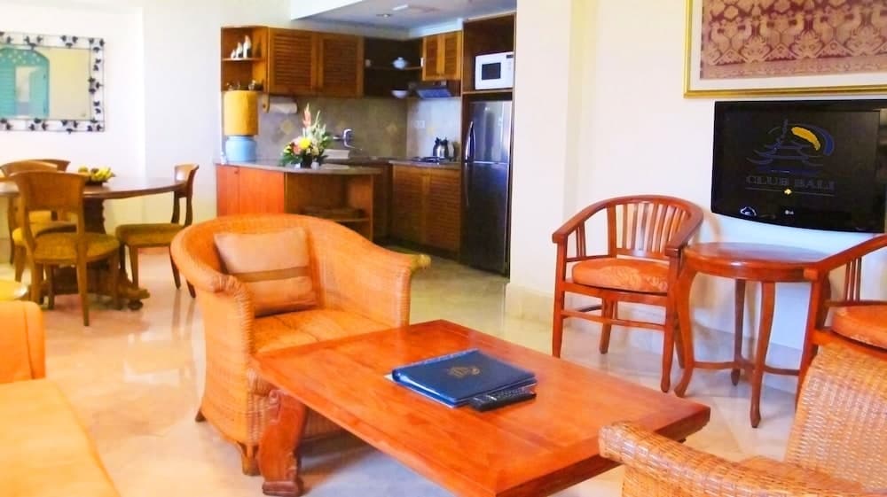 Club Bali Family Suites @ Legian Beach