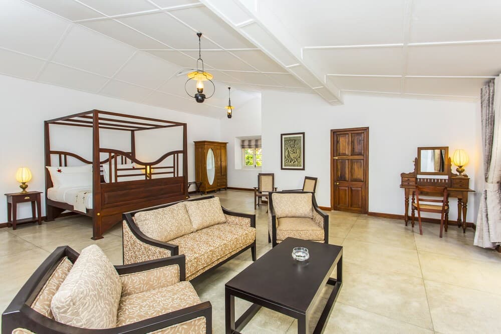 Mountbatten Bungalow- Thema Collection