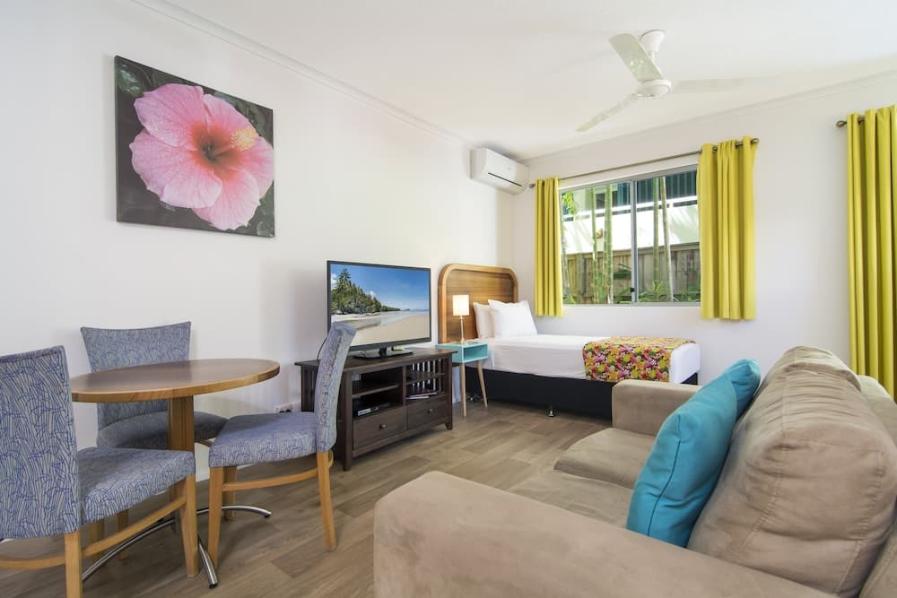 Port Douglas Motel