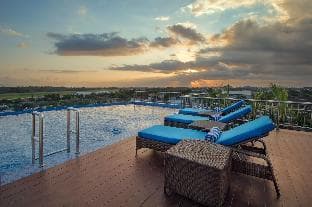 Platinum Adisucipto Hotel & Conference Center