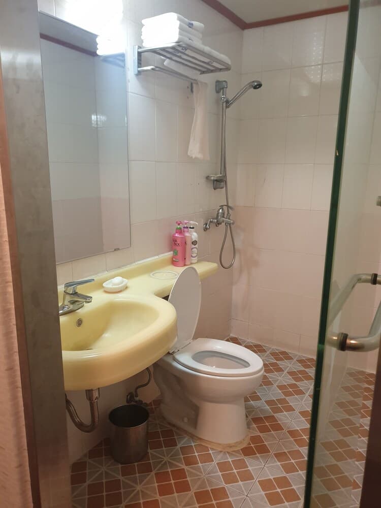 Dongdo Hotel