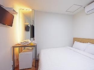 Starria Hostel Foreign Guest Only