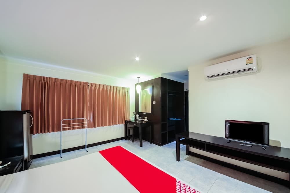 Roar Inn