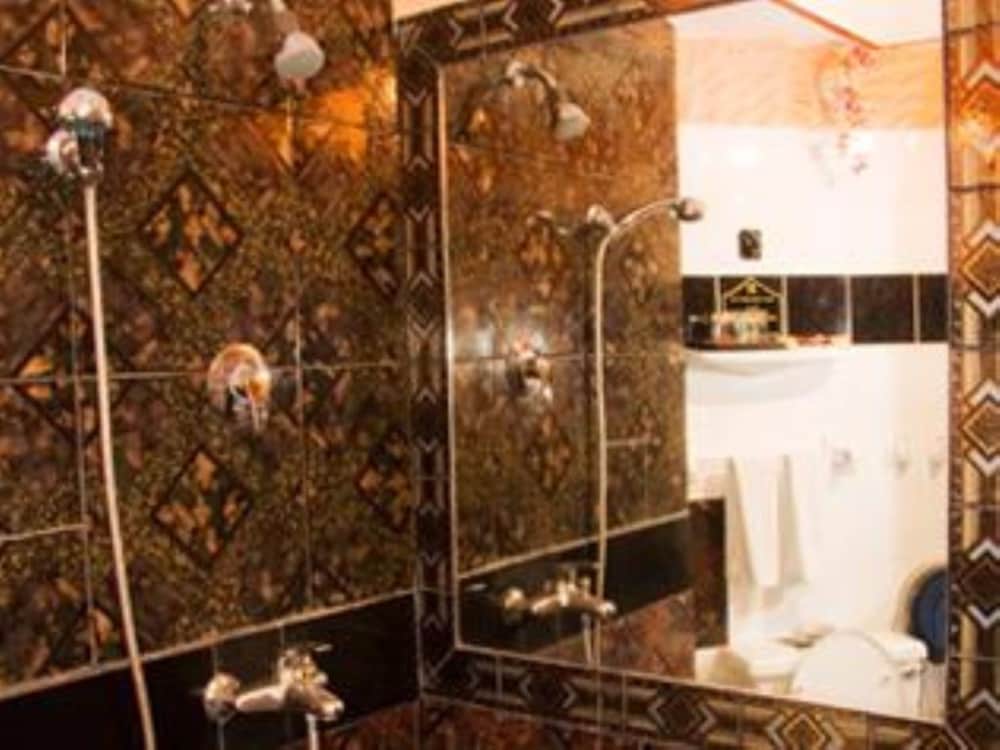 Penthouse Hotel - Adults Only