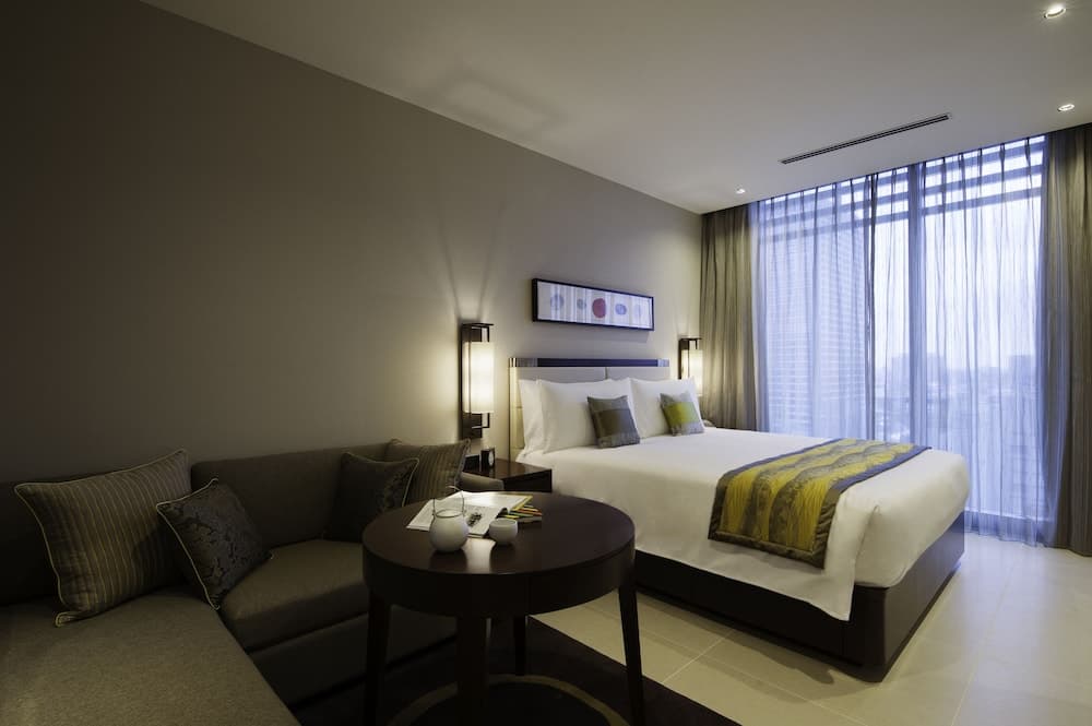 Oakwood Premier Tokyo Service Apartment