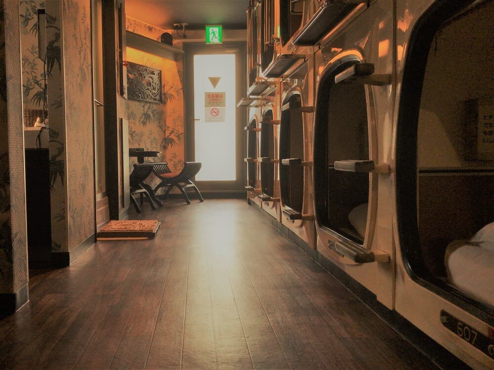 Capsule Inn Shimbashi - Men Only
