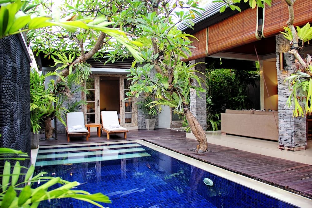 The Wolas Villas