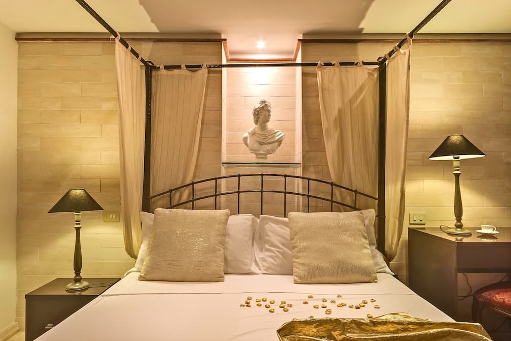 Tolentino Suites
