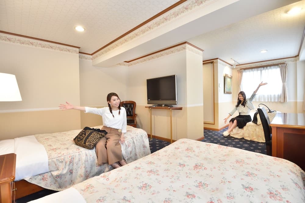 Beppu Station Hotel