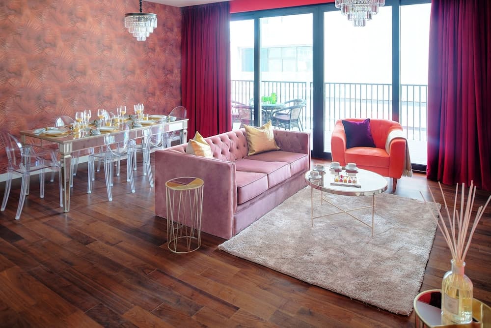 Dream Inn - City Walk Modern & Luxury
