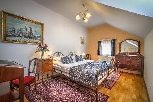 Red Lion Hotel
